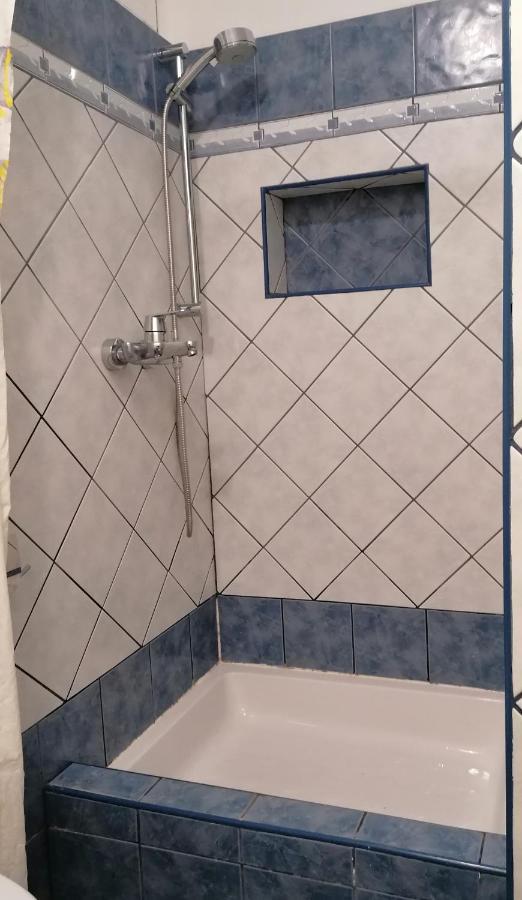 Bright & Cozy Pula Apartment Ngoại thất bức ảnh